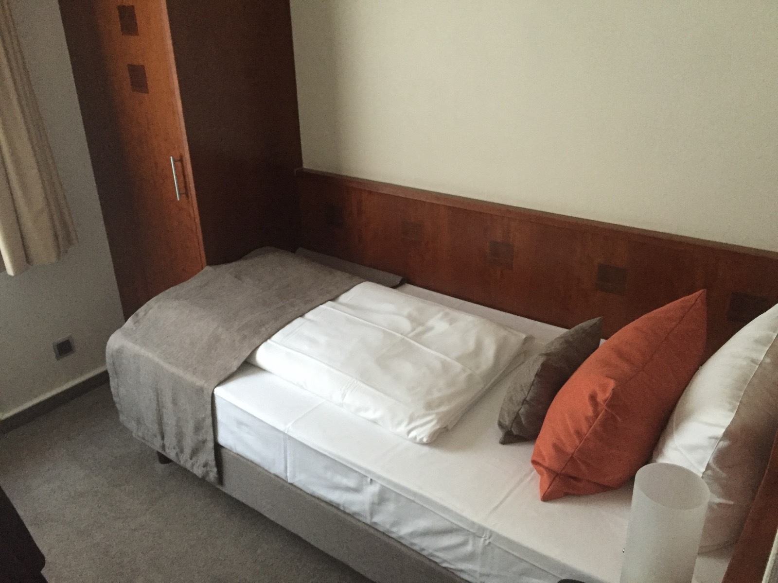 room.ventures